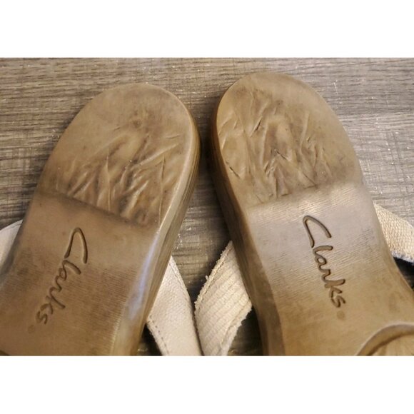 Clarks Floral Thong Flip-Flop Sandals Womens Size 7 - Picture 7 of 11